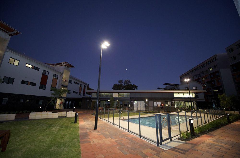 อีซียู วิลเลจ เมาท์ลอว์ลีย์ Hostel เพิร์ท ภายนอก รูปภาพ